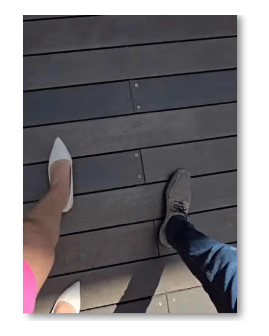 נעליים של גבר ואשה