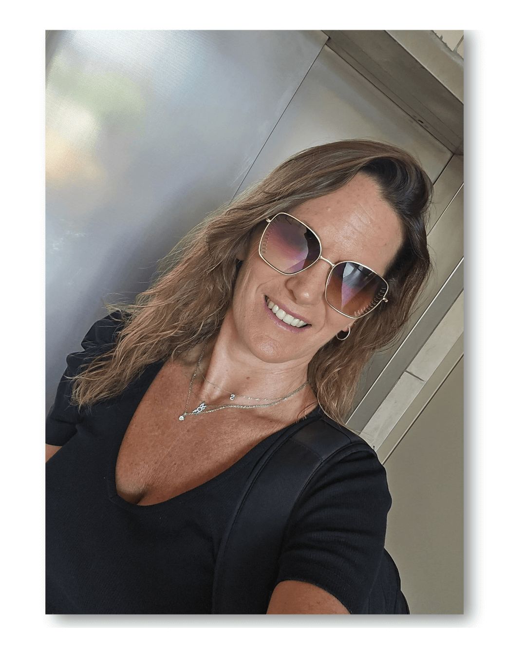 שירי במעלית