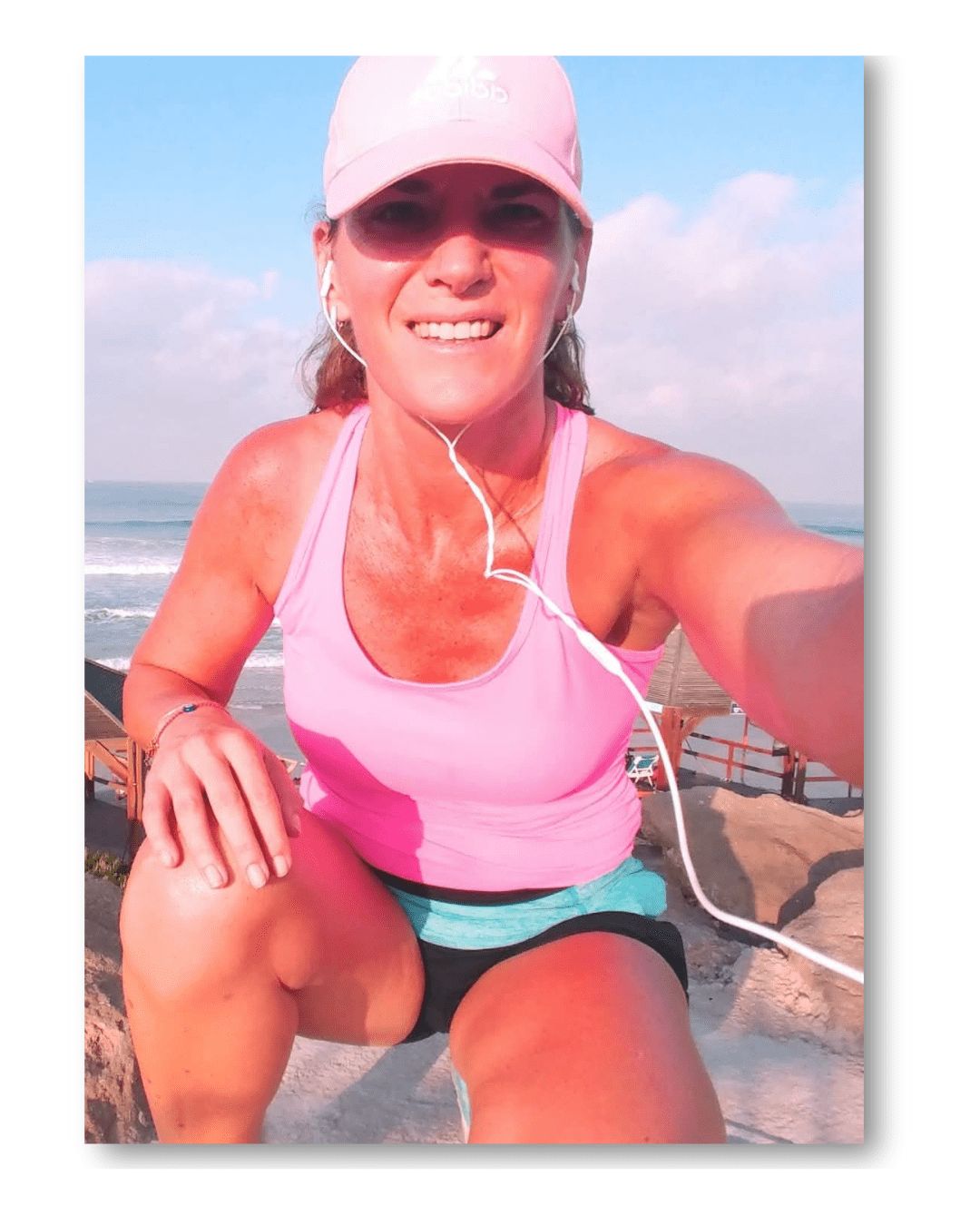 שירי עם אוזניות בים