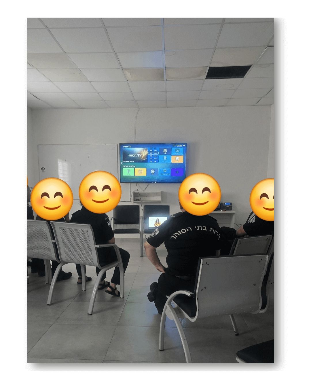 תמונה מתוך סדנה של שירי